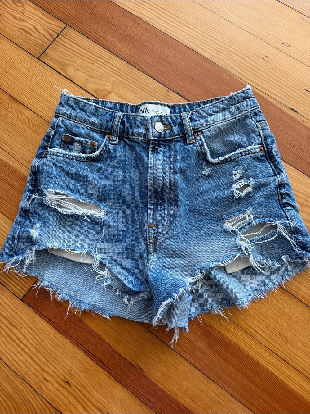 Zara High-Rise Distressed Denim Shorts - size 2